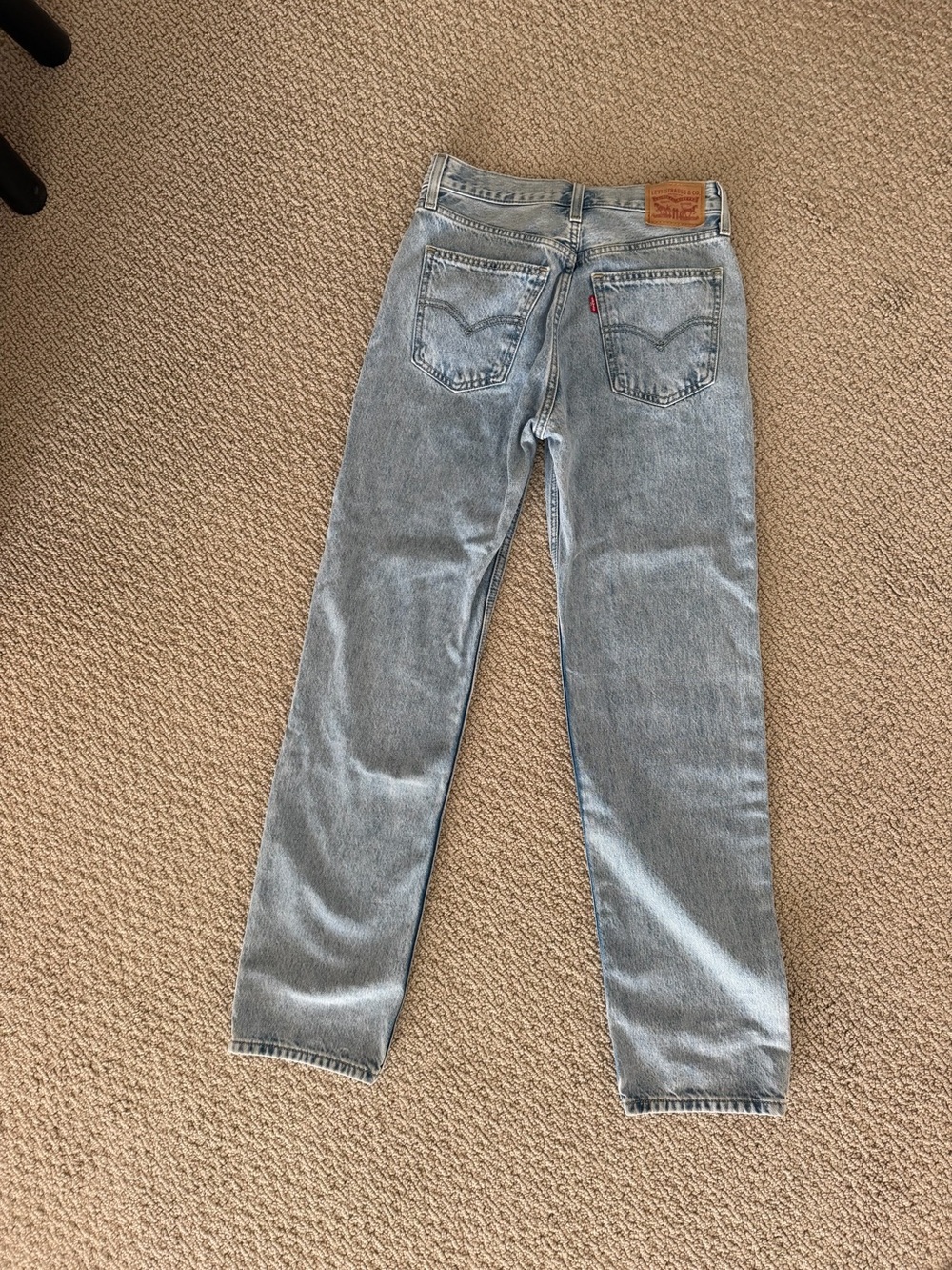 Levi's Straight Leg Jeans in Light Blue Wash